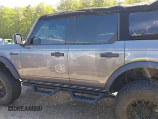 2022 Ford Bronco with VIN 1FMDE5BH9NLB87372, listed as a IAAI auction lot 42178135 with 71,585 mi miles and . Bid and sale history available at DreamBid. Image 14.