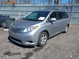 2017 Toyota Sienna LE Auto Access Seat with VIN 5TDKZ3DC0HS823184, listed as a IAAI auction lot 41823261 with 97,236 mi miles. Bid and sale history available at carsss.com. Image 2.