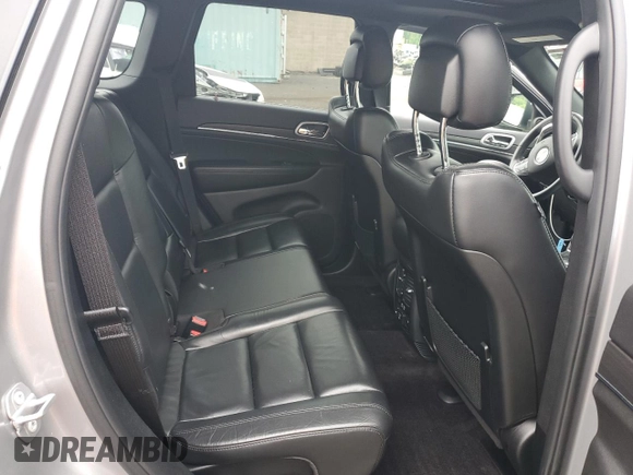 2018 Jeep Grand Cherokee Limited с VIN 1C4RJFBGXJC288496, выставлен на аукционе Copart как лот 60289295 с пробегом 72 139 миль миль и Списание • Salvage title. История ставок и продаж доступна на DreamBid. Изображение 10.
