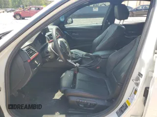 2013 BMW 3 Series 335i xDrive z VIN WBA3B9C51DF140819, wystawiony jako Copart lot #54215495 z przebiegiem 138 694 mil mil oraz Szkoda całkowita • Salvage title. Historia ofert i sprzedaży dostępna na DreamBid. Obrazek 7.