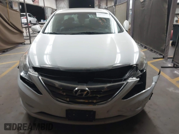 2013 Hyundai Sonata Limited with VIN 5NPEC4ABXDH616673, listed as a IAAI auction lot 41132659 with 170,958 mi miles and . Bid and sale history available at carsss.com. Image 12.