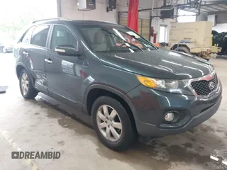 2011 Kia Sorento LX with VIN 5XYKT3A14BG125900, listed as a IAAI auction lot 42364870 with 132,071 mi miles and . Bid and sale history available at DreamBid. Image 1.