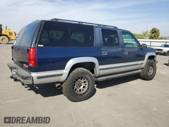 1997 GMC Suburban z VIN 1GKFK16R6VJ758513, wystawiony jako Copart lot #75034574 z przebiegiem 181 873 mil mil oraz Szkoda całkowita • Salvage title. Historia ofert i sprzedaży dostępna na DreamBid. Obrazek 3.