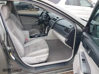 2014 Toyota Camry Hybrid LE with VIN 4T1BD1FK8EU102685, listed as a IAAI auction lot 41469306 with 91,606 mi miles. Bid and sale history available at carsss.com. Image 5.