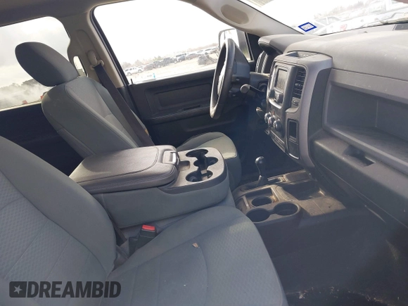 2015 Ram 2500 Tradesman with VIN 3C6UR5CL5FG679575, listed as a IAAI auction lot 41493456 with 257,884 mi miles. Bid and sale history available at carsss.com. Image 5.