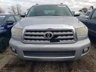 2010 Toyota Sequoia Ltd with VIN 5TDJY5G19AS034560, listed as a Copart auction lot 41619515 with 300,798 mi miles and Clean Title. Bid and sale history available at carsss.com. Image 5.
