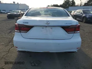 2016 Lexus LS 460 z VIN JTHBL5EF3G5140145, wystawiony jako Copart lot #87555395 z przebiegiem 96 254 mil mil oraz Szkoda całkowita • Salvage title. Historia ofert i sprzedaży dostępna na DreamBid. Obrazek 6.