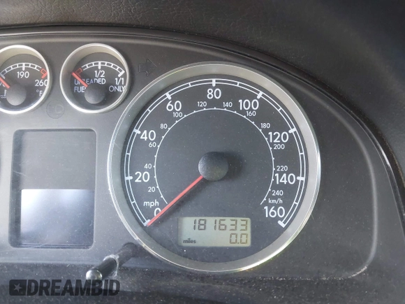 2002 Volkswagen Passat GLS z VIN WVWVD63B72E152471, wystawiony jako IAAI lot #42217216 z przebiegiem 181 633 mil mil oraz . Historia ofert i sprzedaży dostępna na DreamBid. Obrazek 15.