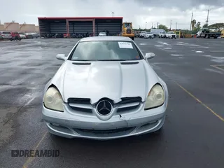 2005 Mercedes-Benz SLK 230/320 с VIN WDBWK56F35F045143, выставлен на аукционе IAAI как лот 42014710 с пробегом 96 868 миль миль и . История ставок и продаж доступна на DreamBid. Изображение 12.