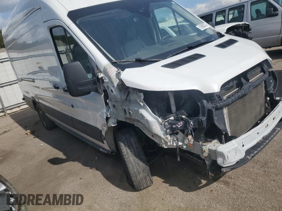 2018 Ford Transit z VIN 1FTBW3XV5JKA09521, wystawiony jako Copart lot #51600575 z przebiegiem 283 267 mil mil oraz Czysty tytuł • Clean title. Historia ofert i sprzedaży dostępna na DreamBid. Obrazek 4.