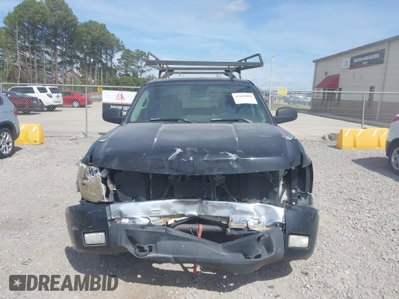 2007 Chevrolet Silverado 1500 LT w/1LT with VIN 2GCEC19J671591822, listed as a IAAI auction lot 41841804 with 325,059 mi miles. Bid and sale history available at carsss.com. Image 12.