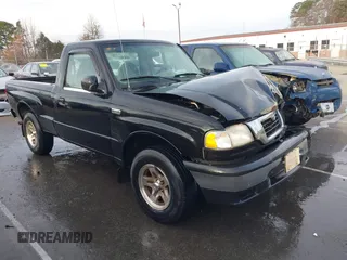 2000 Mazda B-Series Truck SX with VIN 4F4YR12C9YTM32805, listed as a IAAI auction lot 41709286 with 90,374 mi miles and . Bid and sale history available at DreamBid. Image 1.