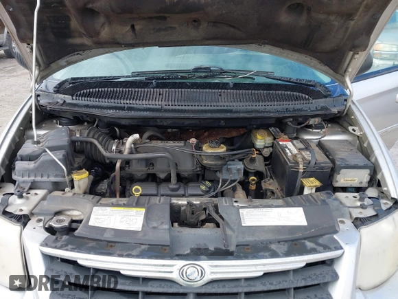 2006 Chrysler Town & Country Touring with VIN 2A4GP54LX6R859617, listed as a IAAI auction lot 41484842 with 283,845 mi miles and . Bid and sale history available at DreamBid. Image 10.