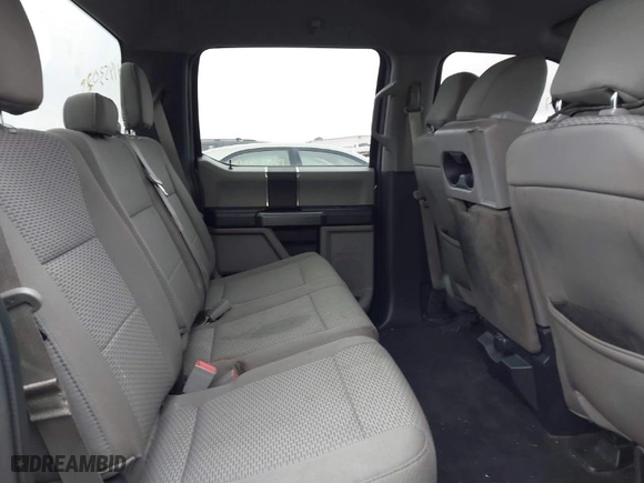2018 Ford F-150 XL with VIN 1FTEW1CB8JFC64900, listed as a IAAI auction lot 41453035 with NaN miles. Bid and sale history available at carsss.com. Image 8.