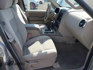 2006 Ford Explorer XLT with VIN 1FMEU73E06UA56267, listed as a IAAI auction lot 42795038 with 200,595 mi miles and . Bid and sale history available at DreamBid. Image 5.