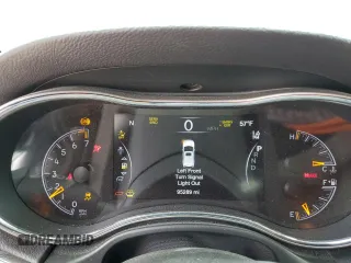 2021 Jeep Grand Cherokee Trailhawk with VIN 1C4RJFLG7MC599693, listed as a Copart auction lot 52863525 with 95,289 mi miles and Salvage Title. Bid and sale history available at carsss.com. Image 9.