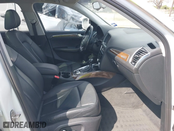 2015 Audi Q5 Premium Plus with VIN WA1DGAFP6FA079260, listed as a IAAI auction lot 41567591 with 195,848 mi miles. Bid and sale history available at carsss.com. Image 5.