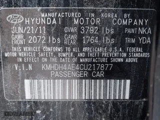 2012 Hyundai Elantra GLS with VIN KMHDH4AE4CU217877, listed as a IAAI auction lot 41927929 with 999,999 mi miles. Bid and sale history available at carsss.com. Image 9.