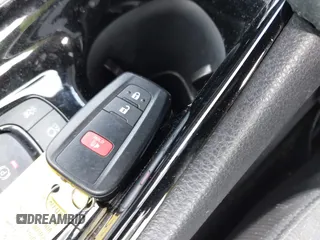 2019 Toyota C-HR XLE with VIN NMTKHMBX9KR075751, listed as a IAAI auction lot 41306015 with 29,078 mi miles. Bid and sale history available at carsss.com. Image 11.