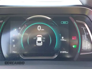 2022 Hyundai Ioniq SE z VIN KMHC75LCXNU271168, wystawiony jako IAAI lot #41073220 z przebiegiem 31 890 mil mil oraz . Historia ofert i sprzedaży dostępna na DreamBid. Obrazek 7.