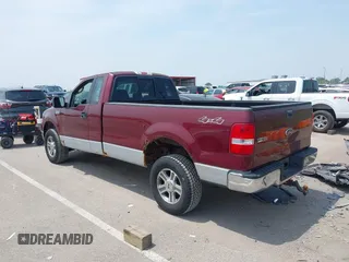 2005 Ford F-150 XL z VIN 1FTRF14545NB41150, wystawiony jako IAAI lot #42472198 z przebiegiem 198 358 mil mil oraz . Historia ofert i sprzedaży dostępna na DreamBid. Obrazek 3.