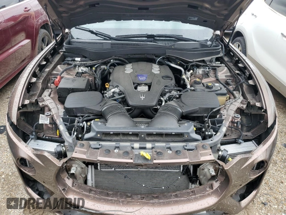 2020 Maserati Levante S with VIN ZN661YUS6LX346128, listed as a Copart auction lot 49463535 with 18,853 mi miles and Salvage title. Bid and sale history available at DreamBid. Image 12.