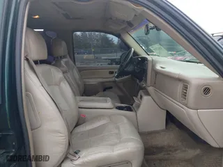2002 Chevrolet Tahoe LT with VIN 1GNEK13Z22J154097, listed as a IAAI auction lot 41913119 with 243,978 mi miles. Bid and sale history available at carsss.com. Image 5.