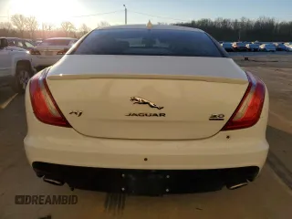 2016 Jaguar XJ R-Sport with VIN SAJWJ1CD8G8W02265, listed as a Copart auction lot 42821565 with 89,628 mi miles and Clean title. Bid and sale history available at DreamBid. Image 6.