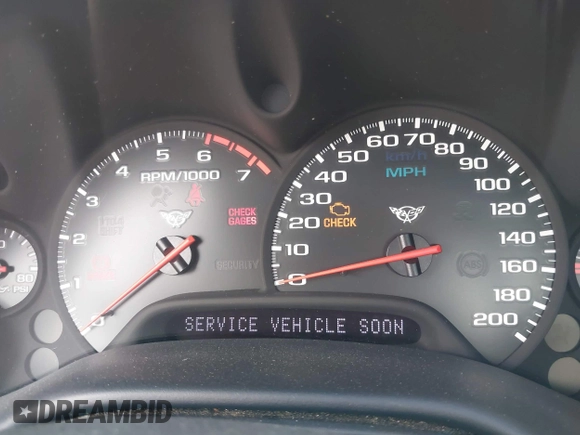 2004 Chevrolet Corvette with VIN 1G1YY22G645132408, listed as a IAAI auction lot 42110641 with 32,707 mi miles and . Bid and sale history available at DreamBid. Image 7.