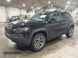 2022 Jeep Cherokee Trailhawk with VIN 1C4PJMBX8ND517236, listed as a IAAI auction lot 41530369 with 34,164 mi miles and . Bid and sale history available at DreamBid. Image 17.