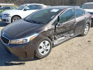 2018 Kia Forte LX with VIN 3KPFL4A76JE217369, listed as a IAAI auction lot 41673754 with 100,545 mi miles. Bid and sale history available at carsss.com. Image 6.