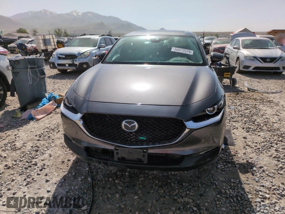 2021 Mazda CX-30 Preferred z VIN 3MVDMBCLXMM214017, wystawiony jako Copart lot #56072575 z przebiegiem 37 381 mil mil oraz Szkoda całkowita • Salvage title. Historia ofert i sprzedaży dostępna na DreamBid. Obrazek 5.