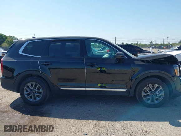 2024 Kia Telluride LX z VIN 5XYP24GC6RG482724, wystawiony jako IAAI lot #41806081 z przebiegiem 37 700 mil mil oraz . Historia ofert i sprzedaży dostępna na DreamBid. Obrazek 14.