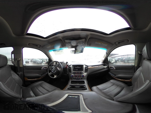 2015 GMC Yukon XL Denali with VIN 1GKS2JKJ2FR590502, listed as a IAAI auction lot 41758575 with 129,777 mi miles. Bid and sale history available at carsss.com. Image 17.