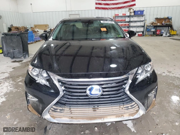 2016 Lexus ES 300h Hybrid with VIN JTHBW1GG4G2103645, listed as a Copart auction lot 44724145 with 0 mi miles and Salvage Title. Bid and sale history available at carsss.com. Image 5.