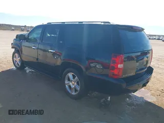 2007 Chevrolet Suburban LT with VIN 3GNFC16077G264439, listed as a IAAI auction lot 41212959 with Not Provided miles and . Bid and sale history available at DreamBid. Image 3.