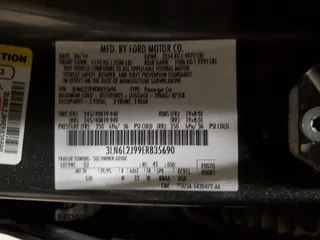 2014 Lincoln MKZ with VIN 3LN6L2J99ER835690, listed as a Copart auction lot 85735564 with 105,132 mi miles and Salvage title. Bid and sale history available at DreamBid. Image 12.