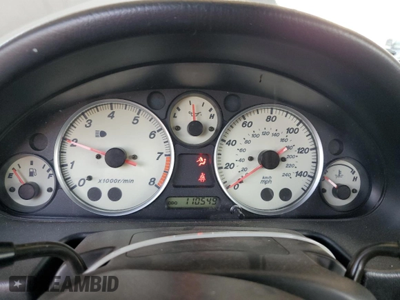 2004 Mazda MX-5 Miata LS z VIN JM1NB353X40404238, wystawiony jako Copart lot #61601895 z przebiegiem 110 549 mil mil oraz Szkoda całkowita • Salvage title. Historia ofert i sprzedaży dostępna na DreamBid. Obrazek 9.