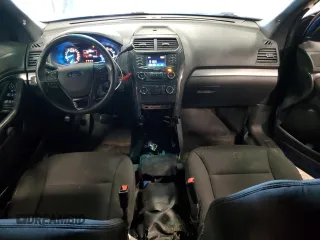 2016 Ford Police Interceptor Utility z VIN 1FM5K8AT4GGD06316, wystawiony jako Copart lot #49174345 z przebiegiem 99 598 mil mil oraz Nie do naprawy • Non repairable. Historia ofert i sprzedaży dostępna na DreamBid. Obrazek 8.
