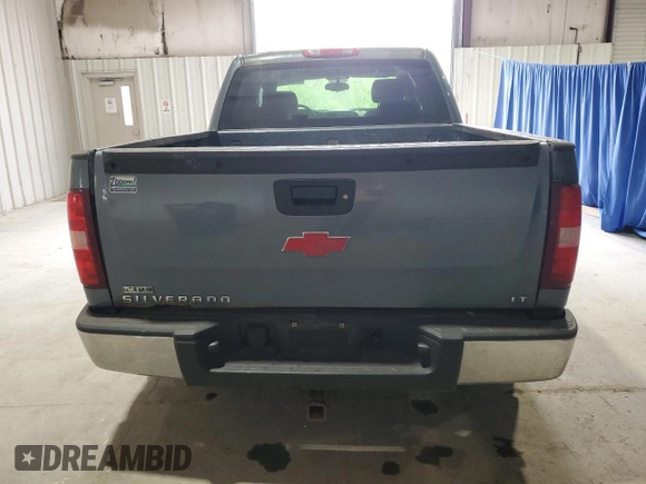 2011 Chevrolet Silverado 1500 LT with VIN 3GCPKSE30BG219546, listed as a Copart auction lot 55866205 with 212,739 mi miles and Clean Title. Bid and sale history available at DreamBid. Image 6.