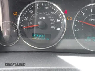 2007 Jeep Grand Cherokee Laredo with VIN 1J8GR48K27C518078, listed as a IAAI auction lot 42028460 with 121,530 mi miles. Bid and sale history available at carsss.com. Image 7.