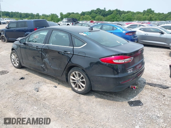 2020 Ford Fusion SE with VIN 3FA6P0LU5LR142665, listed as a IAAI auction lot 42415611 with 101,686 mi miles and . Bid and sale history available at DreamBid. Image 3.