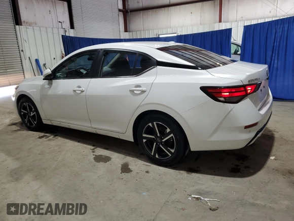 2025 Nissan Sentra SV z VIN 3N1AB8CV8SY208384, wystawiony jako Copart lot #59126745 z przebiegiem 3 864 mil mil oraz Szkoda całkowita • Salvage title. Historia ofert i sprzedaży dostępna na DreamBid. Obrazek 2.