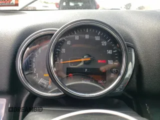 2019 MINI Countryman Cooper with VIN WMZYS7C50K3F47156, listed as a Copart auction lot 69800124 with 86,260 mi miles and Salvage Title. Bid and sale history available at carsss.com. Image 9.