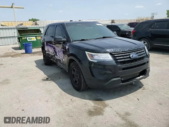 2017 Ford Police Interceptor Utility с VIN 1FM5K8AT2HGD93067, выставлен на аукционе Copart как лот 58985415 с пробегом 176 979 миль миль и Списание • Salvage title. История ставок и продаж доступна на DreamBid. Изображение 15.