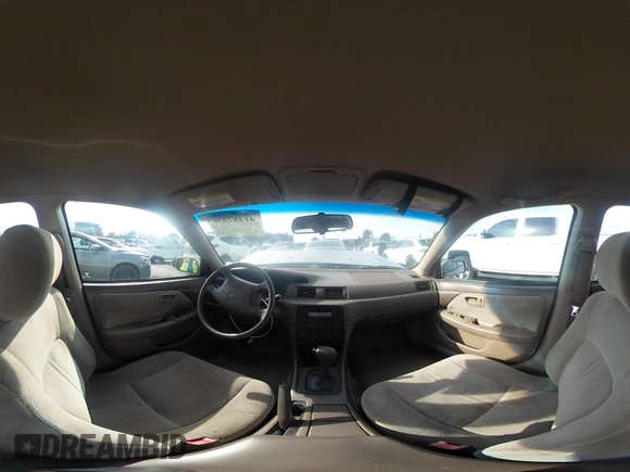 2001 Toyota Camry CE z VIN 4T1BG22K51U083381, wystawiony jako IAAI lot #41482936 z przebiegiem 84 219 mil mil oraz . Historia ofert i sprzedaży dostępna na DreamBid. Obrazek 18.