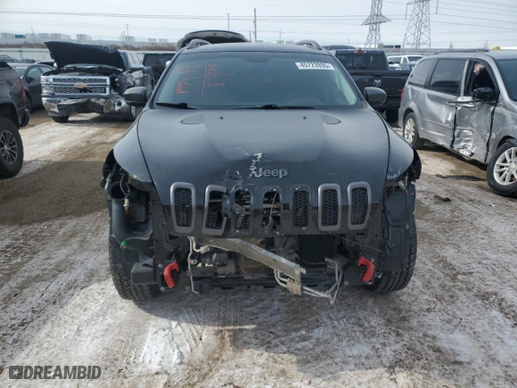 2018 Jeep Cherokee Trailhawk with VIN 1C4PJMBX9JD517630, listed as a Copart auction lot 45723935 with 73,903 mi miles and Salvage Title. Bid and sale history available at carsss.com. Image 5.