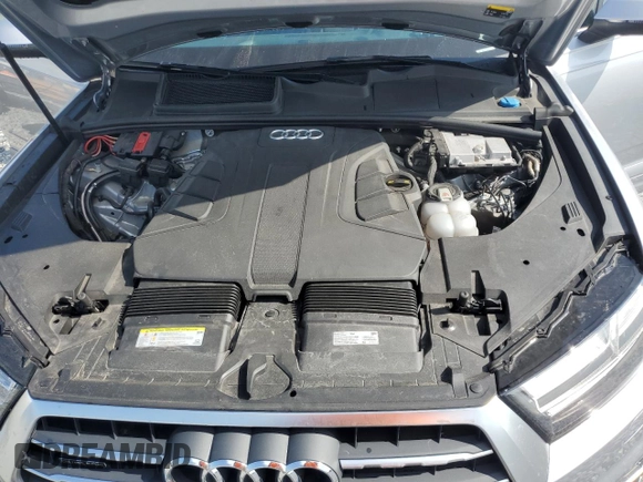 2019 Audi Q7 Premium Plus with VIN WA1LAAF73KD037473, listed as a Copart auction lot 58695665 with 33,707 mi miles and Non repairable. Bid and sale history available at DreamBid. Image 12.