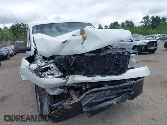 2018 Nissan NV Cargo S z VIN 1N6BF0KM1JN810438, wystawiony jako IAAI lot #42380139 z przebiegiem Nie podano mil oraz . Historia ofert i sprzedaży dostępna na DreamBid. Obrazek 6.
