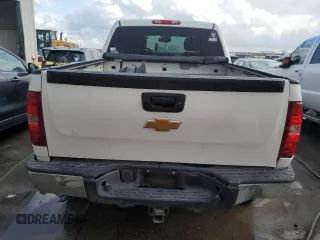 2013 Chevrolet Silverado 1500 LT with VIN 3GCPKSE79DG114204, listed as a Copart auction lot 44384635 with 223,506 mi miles and Salvage Title. Bid and sale history available at DreamBid. Image 6.